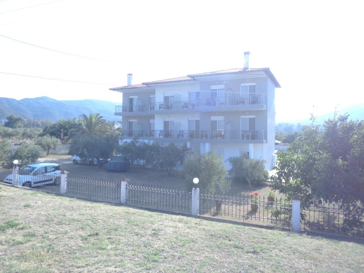 סארטי Vergina Pension מראה חיצוני תמונה